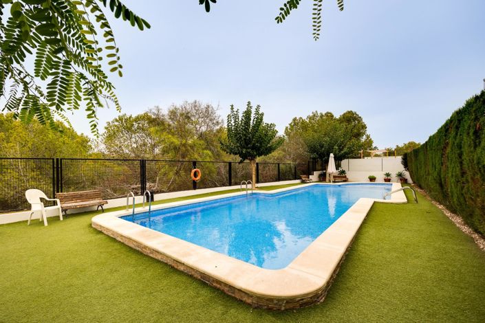 Image No.4-2 Bed Bungalow for sale
