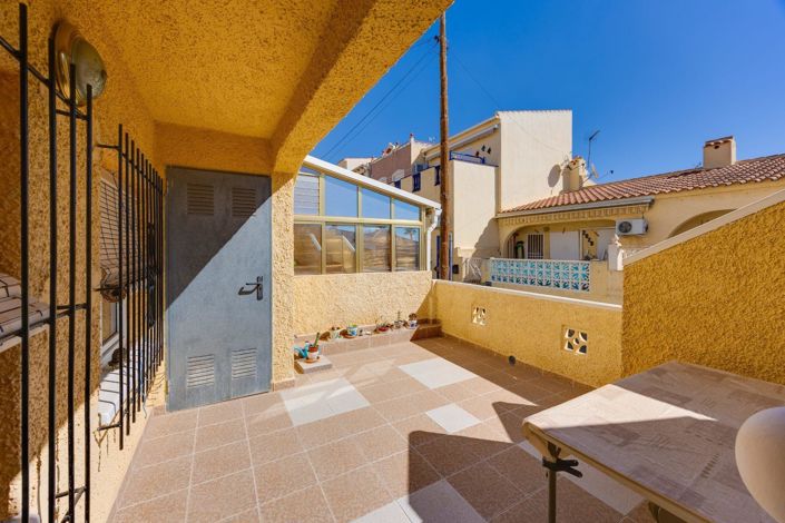 Image No.47-2 Bed House for sale