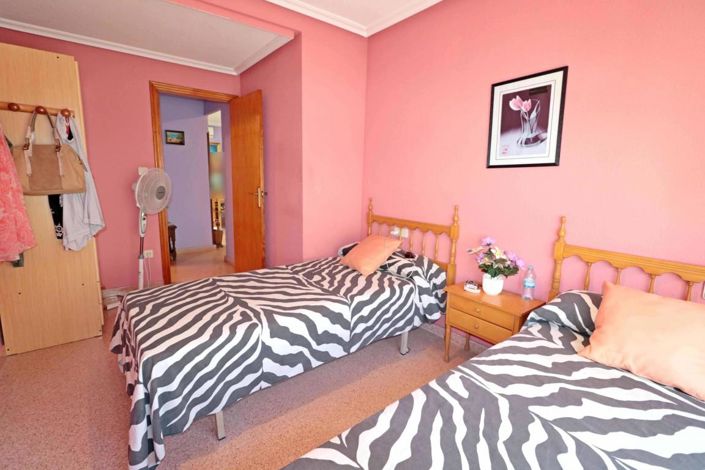 Image No.6-3 Bed Apartment for sale