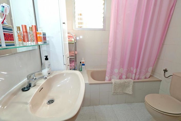 Image No.8-3 Bed Apartment for sale