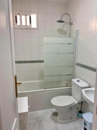 Image No.20-2 Bed Bungalow for sale