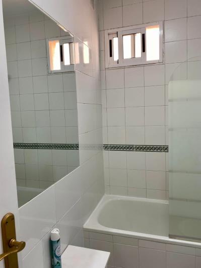 Image No.22-2 Bed Bungalow for sale