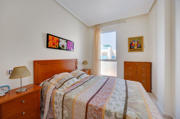 Image No.16-2 Bed Apartment for sale