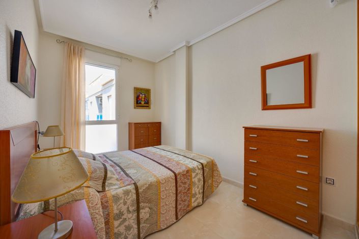 Image No.17-2 Bed Apartment for sale