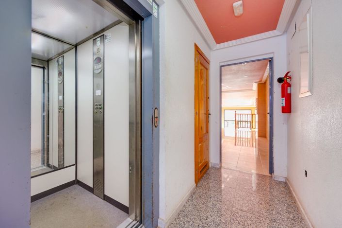 Image No.21-2 Bed Apartment for sale