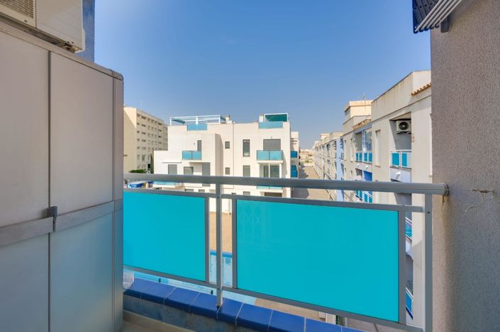 Image No.24-2 Bed Apartment for sale