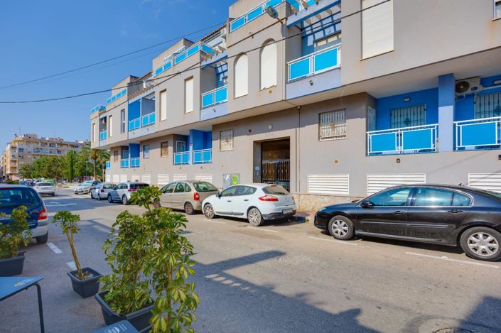 Image No.34-2 Bed Apartment for sale