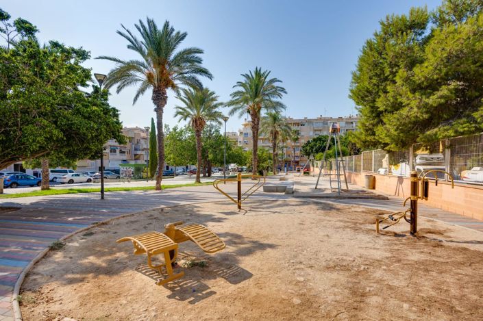 Image No.45-2 Bed Apartment for sale