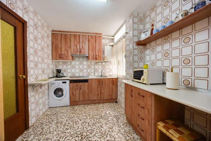 Image No.15-3 Bed Apartment for sale