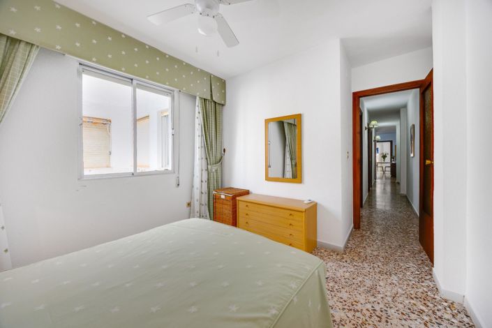 Image No.21-3 Bed Apartment for sale