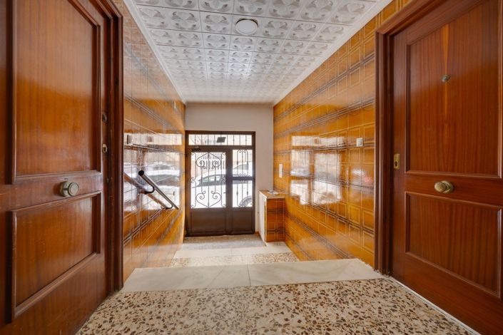 Image No.24-3 Bed Apartment for sale