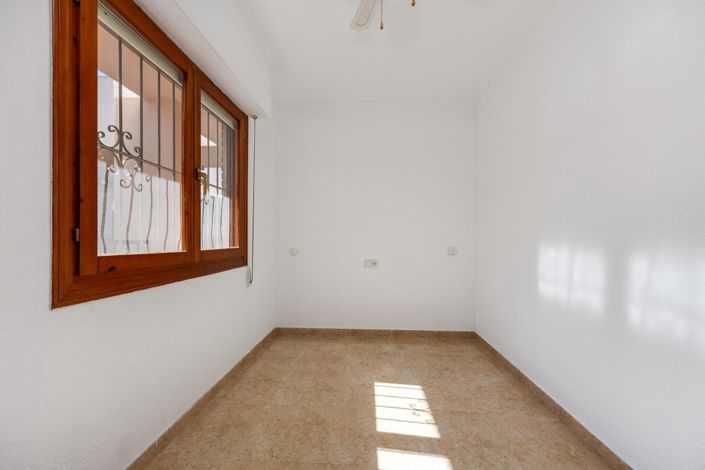 Image No.21-2 Bed Penthouse for sale