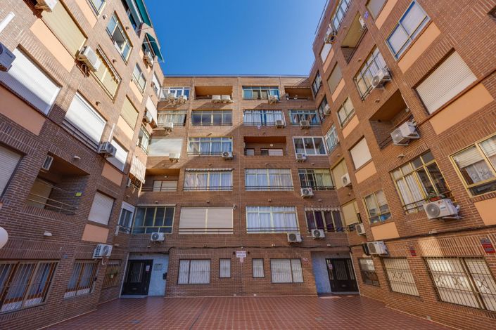 Image No.32-2 Bed Penthouse for sale