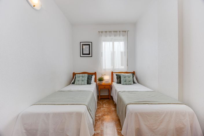 Image No.22-2 Bed Apartment for sale