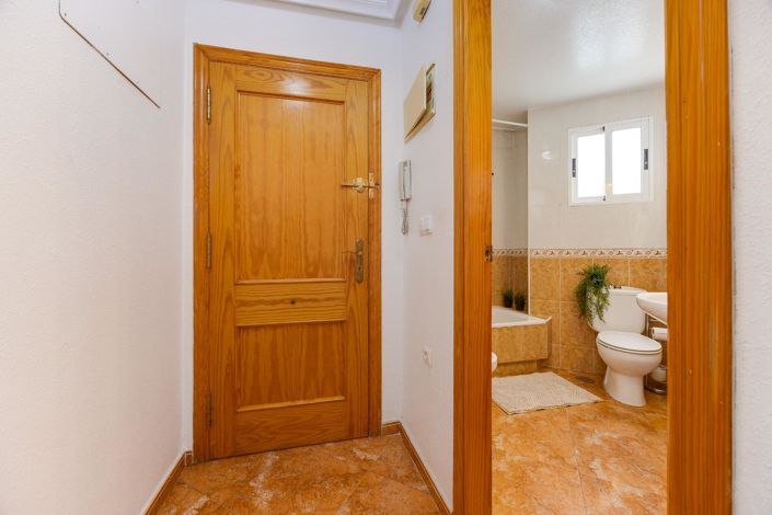 Image No.28-2 Bed Apartment for sale