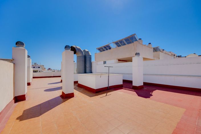 Image No.32-2 Bed Apartment for sale