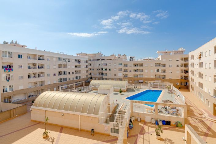 Image No.38-2 Bed Apartment for sale