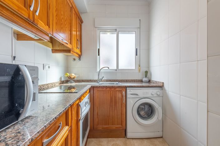 Image No.12-3 Bed Apartment for sale