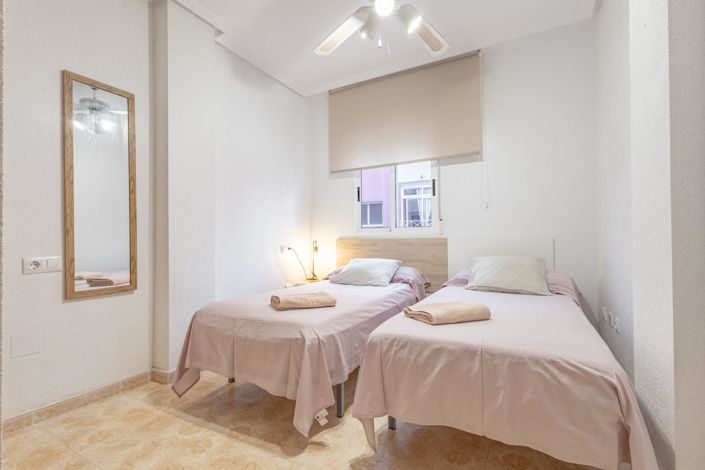 Image No.15-3 Bed Apartment for sale