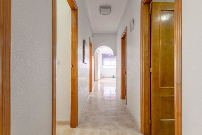 Image No.19-3 Bed Apartment for sale
