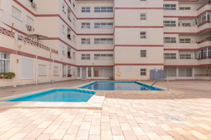 Image No.32-3 Bed Apartment for sale