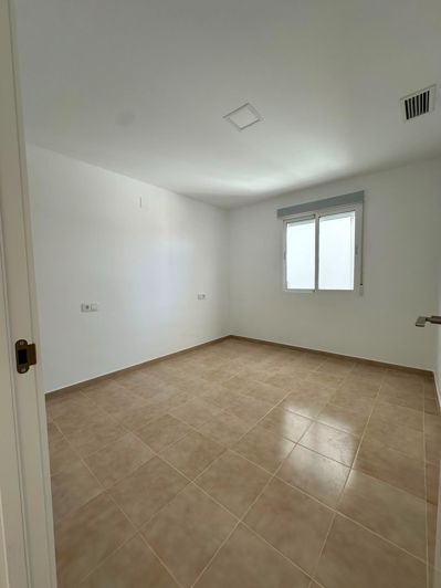 Image No.20-2 Bed Bungalow for sale