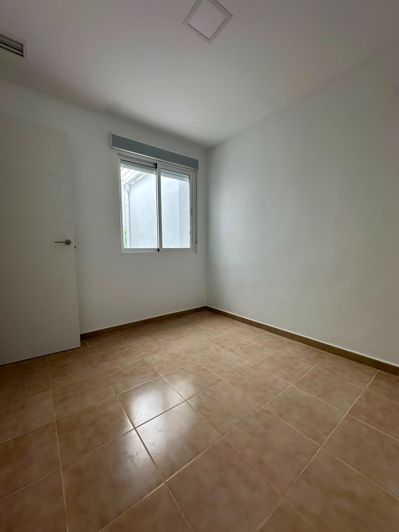 Image No.22-2 Bed Bungalow for sale