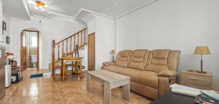 Image No.3-2 Bed House for sale