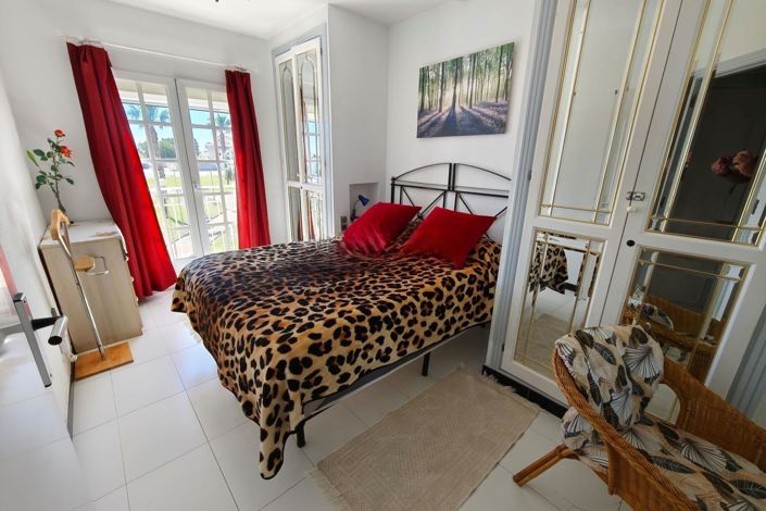 Image No.11-2 Bed Bungalow for sale