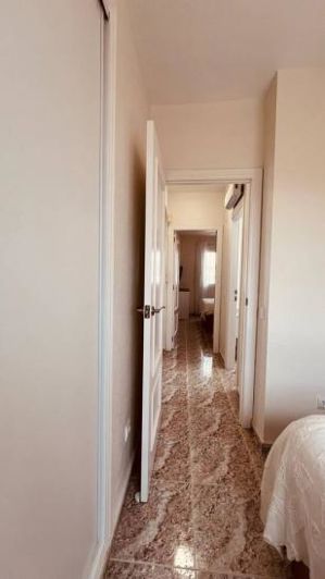 Image No.21-3 Bed Apartment for sale