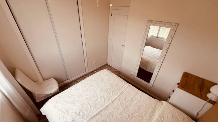Image No.24-3 Bed Apartment for sale