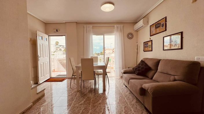 Image No.8-3 Bed Apartment for sale