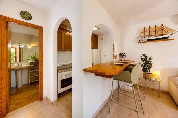 Image No.20-2 Bed Bungalow for sale