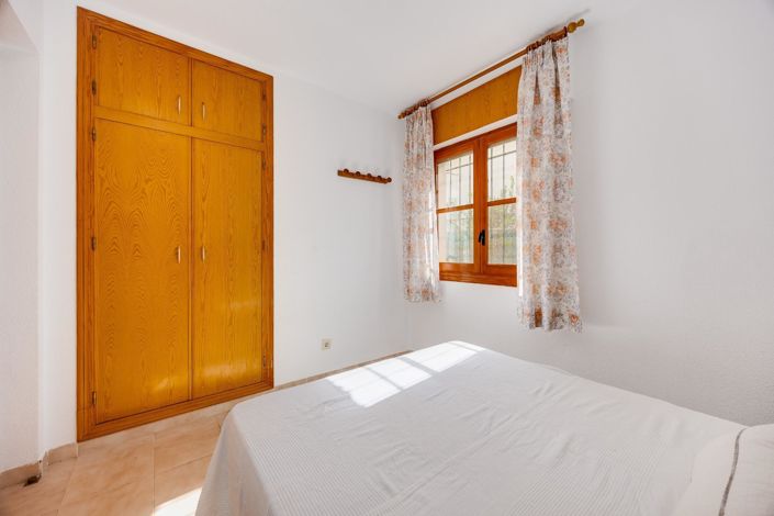 Image No.26-2 Bed Bungalow for sale