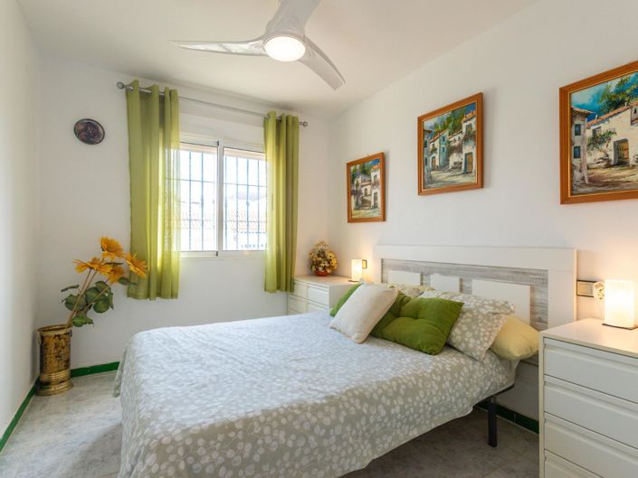 Image No.12-3 Bed Apartment for sale