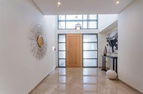 Image No.9-5 Bed Villa for sale