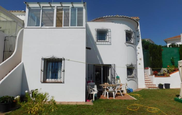 Image No.10-2 Bed Villa for sale