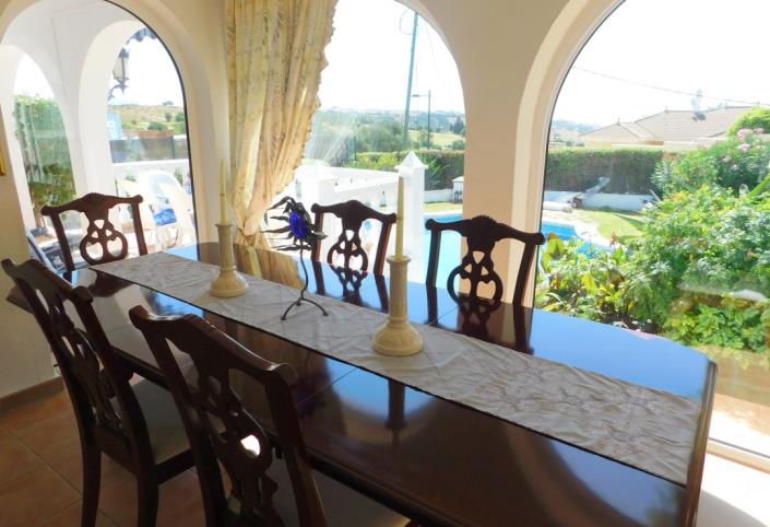 Image No.6-3 Bed Villa / Detached for sale