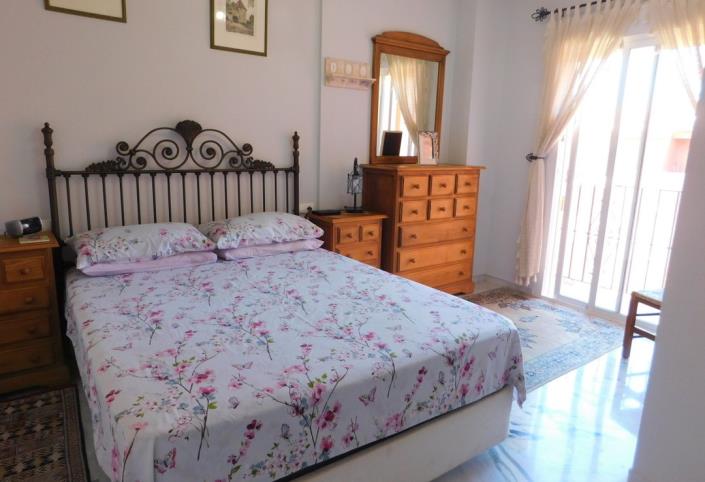 Image No.9-2 Bed Apartment for sale