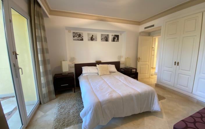 Image No.12-4 Bed Apartment for sale