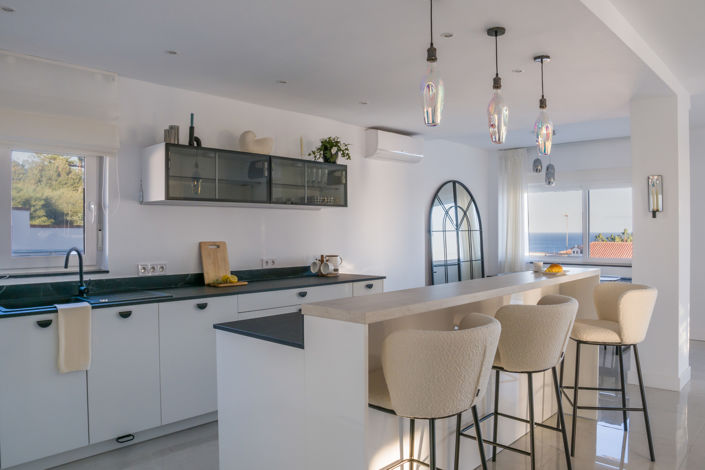 Image No.10-4 Bed Villa for sale