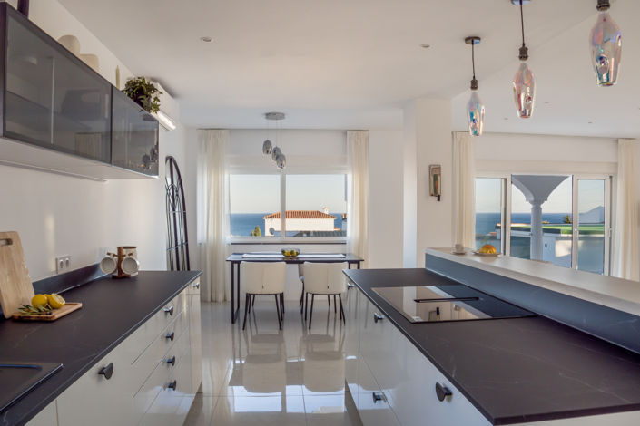 Image No.12-4 Bed Villa for sale