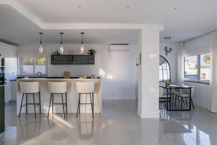 Image No.14-4 Bed Villa for sale