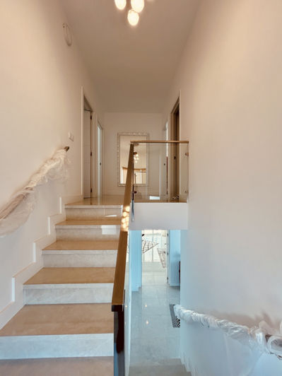 Image No.18-4 Bed Villa for sale