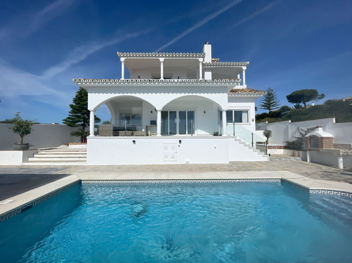 Image No.2-4 Bed Villa for sale