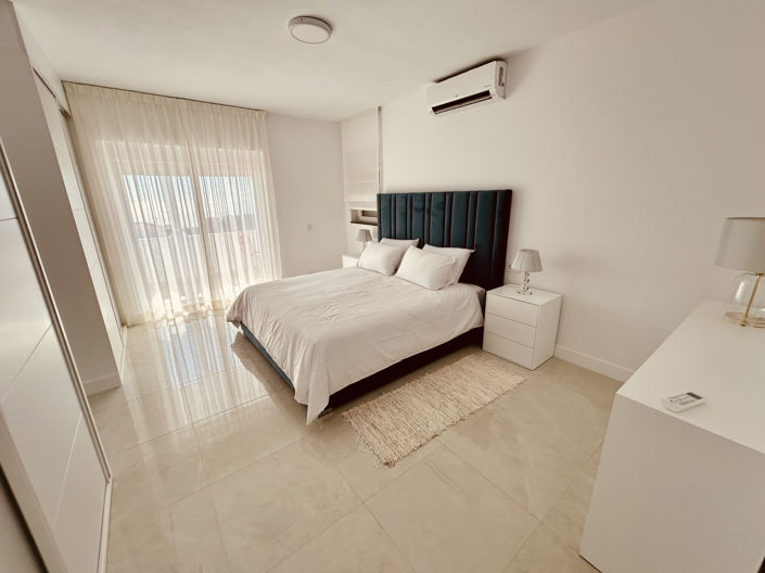 Image No.23-4 Bed Villa for sale