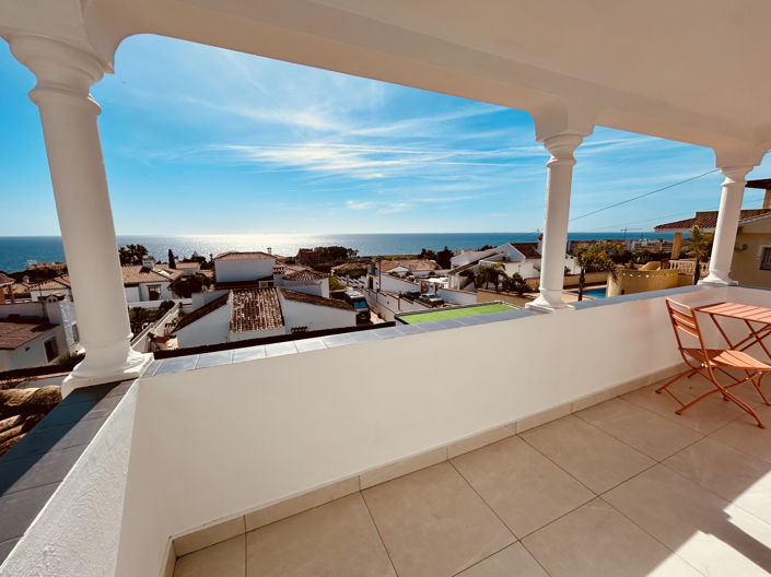 Image No.27-4 Bed Villa for sale