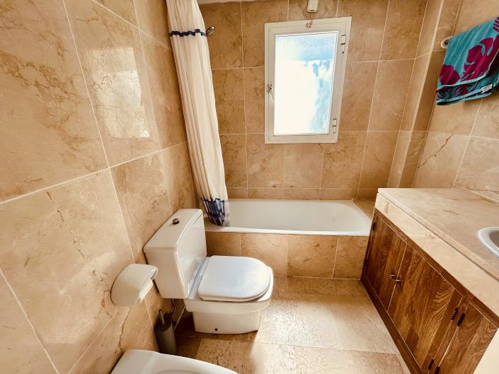 Image No.8-Appartement de 3 chambres à vendre à La Duquesa