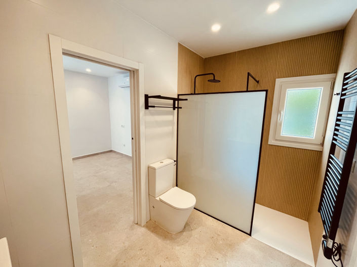 Image No.19-4 Bed Villa for sale