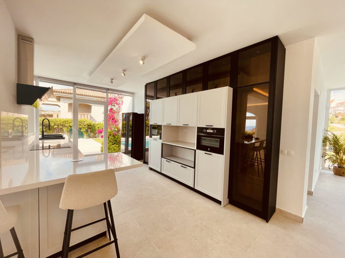 Image No.7-4 Bed Villa for sale